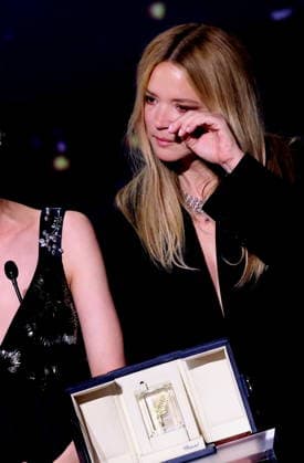 Virginie Efira Prix dinterprétation Féminine Photocall of the winners of the 79th Cannes International Film Festival On may 23th 2026 Jacovides Moreau Bestimage Photocall of the winners of the 79th Cannes International Film Festival On may 23th 2026 Cannes France  Copyright: xJACOVIDES-MOREAUx xBESTIMAGExJACOVIDES-MOREAUx xBESTIMAGEx