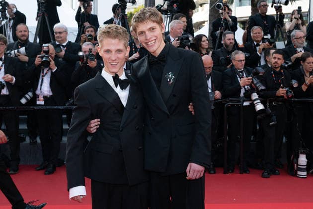Cannes Closing Ceremony Red Carpet LZ Emmanuel Macchia and Valentin Campagne attending the Closing Ceremony Red Carpet during the 79th Cannes International Film Festival in Cannes, France on May 23, 2026, the film selected in the Official Competition. Photo by Laurent Zabulon ABACAPRESS.COM  Copyright: xZabulonxLaurentx