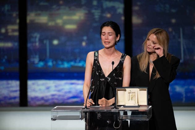 Cannes Closing Ceremony LZ Tao Okamoto and Virginie Efira attending the Closing Ceremony during the 79th Cannes International Film Festival in Cannes, France on May 23, 2026, the film selected in the Official Competition. Photo by Laurent Zabulon ABACAPRESS.COM  Copyright: xZabulonxLaurentx