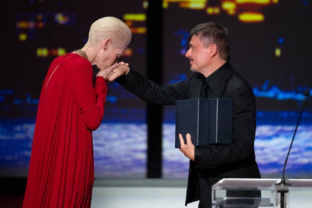 Cannes Closing Ceremony LZ Tilda Swinton and Cristian Mungiu attending the Closing Ceremony during the 79th Cannes International Film Festival in Cannes, France on May 23, 2026, the film selected in the Official Competition. Photo by Laurent Zabulon ABACAPRESS.COM  Copyright: xZabulonxLaurentx
