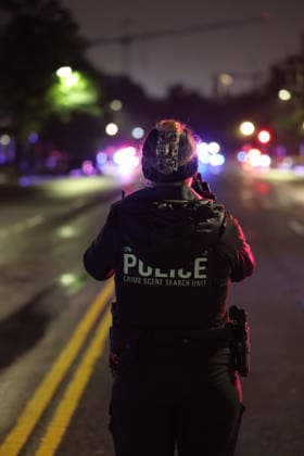WASHINGTON, D.C. MAY 23: Police Officers investigate after shots were fired after a suspect approached a security checkpoint near the White House and began firing at officers and later died at a hospital near by after being shot by Secret Service officers on May 23, 2026 in Washington, D.C. Copyright: xmpi34 MediaPunchx