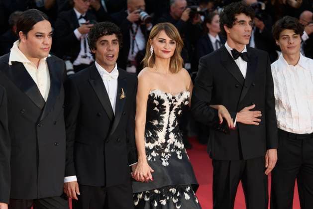 CANNES, FRANCE - MAY 23: Spanish actress Penelope Cruz (C) attends the closing ceremony of the 79th annual Cannes Film Festival at Palais des Festivals on May 23, 2026 in Cannes, France.  Copyright: xVCGx 111643757863