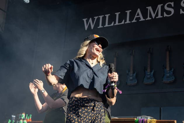 2026 BottleRock Napa Valley - Day 1 Chelsea Handler is seen onstage at the Williams Sonoma Culinaryduring the 2026 BottleRock festival at Napa Valley Expo on May 22, 2026 in Napa, California. Napa California United States Copyright: xPaigexErlandson imageSPACEx