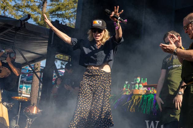 2026 BottleRock Napa Valley - Day 1 Chelsea Handler is seen onstage at the Williams Sonoma Culinaryduring the 2026 BottleRock festival at Napa Valley Expo on May 22, 2026 in Napa, California. Napa California United States Copyright: xPaigexErlandson imageSPACEx