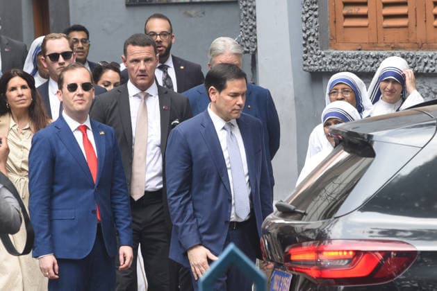 U.S. Secretary of State Marco Rubio Working Visit to Kolkata U.S. Secretary of State Marco Rubio after a meeting whit nuns at the Mother Teresa™s House, as part of his official visit to Kolkata. Marco Rubio s visit to India was to repair ties between the two nations. on May 23, 2026 in Kolkata, India. Kolkata West Bengal India Copyright: xDipaxChakrabortyx