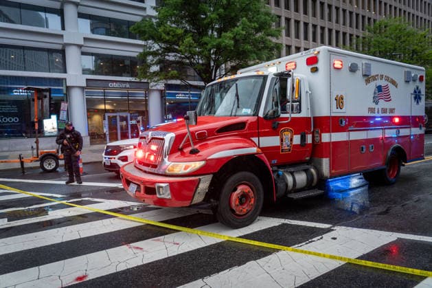 May 23, 2026, Washington, Dc, USA: An ambulance leaves the scene after a gunman fired a volley of shots near the White House before being shot and fatally wounded by U.S. Secret Service police officers, while another person was injured, according to law enforcement officials. Washington, DC, May 23, 2026. Photo: Zuma Press Washington USA - ZUMAmj3_ 20260523_zaf_mj3_005 Copyright: xJayxMallinx