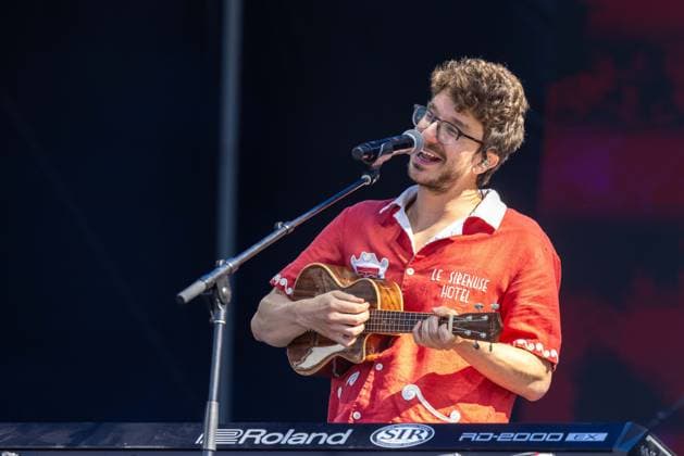 May 23, 2026, Napa, California, U.S: RYAN MET of AJR during the BottleRock Music Festival in Napa, California Napa U.S  - ZUMAs135 20260523_zap_s135_110 Copyright: xDanielxDeSloverx