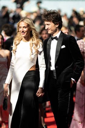 La comtesse Victoria von Faber Castell , Jean Arnault Montée des marches du film El Ser Querido lors du 79ème Festival International du Film de Cannes, le 16 mai 2026 Jacovides Moreau Bestimage Red carpet for The Beloved at the 79th Cannes International Film Festival on May 16, 2026 Cannes France  Copyright: xJACOVIDES-MOREAUx xBESTIMAGExJACOVIDES-MOREAUx xBESTIMAGEx