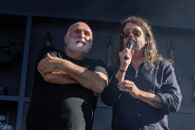 May 23, 2026, Napa, California, U.S: Celebrity chef JOSE ANDRES and DAVE GROHL during the BottleRock Music Festival in Napa, California Napa U.S  - ZUMAs135 20260523_zap_s135_122 Copyright: xDanielxDeSloverx
