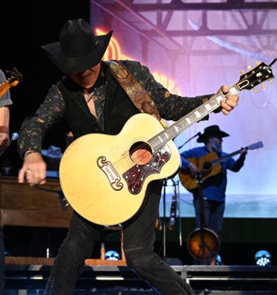 May 24, 2026, Norfolk, Virginia, USA: The Patriotic Festival brings KIX BROOKS OF Brooks & Dunn to the Scope Arena in Norfolk, Virginia on 23 May 2026.. photo Ã‚ Norfolk USA  - ZUMAm90_ 20260524_zap_m90_058 Copyright: xJeffxMoorex