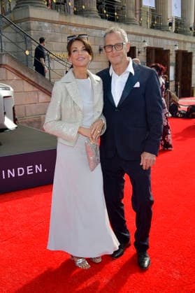 Gerit Kling mit Ehemann Wolfram Becker beim BMW X Staatsoper Unter den Linden Event Staatsoper für alle 2026 mit der Live-Übertragung von Nabucco auf dem Bebelplatz. Berlin, 23.05.2026 *** Gerit Kling with husband Wolfram Becker at the BMW X Staatsoper Unter den Linden event Staatsoper für alle 2026 with the live broadcast of Nabucco on Bebelplatz Berlin, 23 05 2026 Foto:xM.xBehrensx xFuturexImagex staatsoper_6506