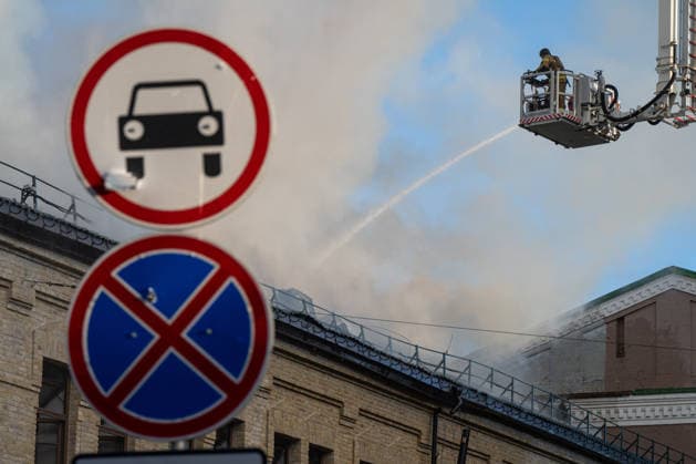 2 killed and 56 wounded in a Russian airstrike on Kyiv KYIV, UKRAINE - MAY 24: Emergency workers are seen distinguishing fires at the roof of the Museum of Chornobyl disaster after a Russian airstrike in Kyiv, Ukraine on May 24, 2026. 2 people were reported to be killed and 56 were wounded. Danylo Antoniuk Anadolu Kyiv Ukraine. Editorial use only. Please get in touch for any other usage.  Copyright: x2026xAnadoluxDanyloxAntoniukx