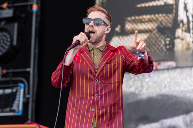 Kaiser Chiefs performs at Neighbourhood Festival Ricky Wilson of Kaiser Chiefs performs at Neighbourhood Festival, Warrington, England, 23rd May 2026, Credit:Mike Gray MIKE GRAY - B4227 Avalon  Copyright: xMikexGrayx xMIKExGRAYx-xB4227x xAvalonx 1104826078