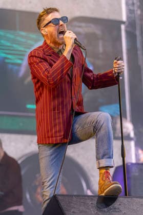 Kaiser Chiefs performs at Neighbourhood Festival Ricky Wilson of Kaiser Chiefs performs at Neighbourhood Festival, Warrington, England, 23rd May 2026, Credit:Mike Gray MIKE GRAY - B4227 Avalon  Copyright: xMikexGrayx xMIKExGRAYx-xB4227x xAvalonx 1104826318
