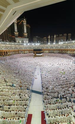 Muslim worshippers perform the dawn prayer around the Kaaba at the Grand Mosque complex in the holy city of Mecca Muslim worshippers perform the dawn prayer around the Kaaba at the Grand Mosque complex in the holy city of Mecca, Saudi Arabia, on May 24, 2026, ahead of the annual Hajj pilgrimage. Millions of Muslims from around the world are expected to gather in Saudi Arabia for the annual pilgrimage rituals. Photo by SPA Saudi Press Agency APA Images Mecca Mecca Saudi Arabia 240526_Saudi_Arabia_SPA_00(20) Copyright: xSPAxSaudixPessxAgencyxSaudixPressxAgencyx xapaimagesx