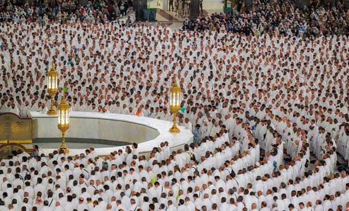 Muslim worshippers perform the dawn prayer around the Kaaba at the Grand Mosque complex in the holy city of Mecca Muslim worshippers perform the dawn prayer around the Kaaba at the Grand Mosque complex in the holy city of Mecca, Saudi Arabia, on May 24, 2026, ahead of the annual Hajj pilgrimage. Millions of Muslims from around the world are expected to gather in Saudi Arabia for the annual pilgrimage rituals. Photo by SPA Saudi Press Agency APA Images Mecca Mecca Saudi Arabia 240526_Saudi_Arabia_SPA_00(18) Copyright: xSPAxSaudixPessxAgencyxSaudixPressxAgencyx xapaimagesx