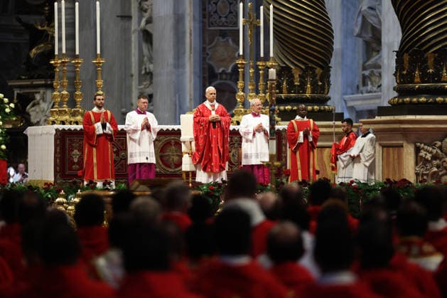 IPA85030762 - Vatican City, May 24, 2026: Solemn celebration of the Mass of Pentecost presided over by Pope Leo XIV at the central altar of St. Peter s Basilica. Thousands of faithful took part in the liturgy dedicated to the descent of the Holy Spirit, a central moment in Christian tradition and a symbol of unity and renewal for the universal Church.  Copyright: xmarcoxiacobuccix xmarcoxiacobuccix 85030762