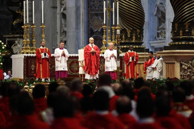Pope Leo XIV During Mass of Pentecost - Vatican Pope Leo XIV presided Solemn celebration of the Mass of Pentecost at the central altar of Saint Peter s Basilica, in Vatican, on May 24 2026. Thousands of faithful took part in the liturgy dedicated to the descent of the Holy Spirit, a central moment in Christian tradition and a symbol of unity and renewal for the universal Church. Photo by Marco Iacobucci IPA ABACAPRESS.COM Vatican City italia Vatican (or Holy See)  Copyright: xIacobuccixMarco IPA ABACAx