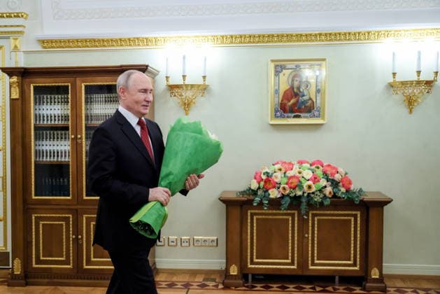 RUSSIA, MOSCOW - MAY 24, 2026: Vladimir Putin, President of Russia, emerges to congratulate Patriarch Kirill of Moscow and All Russia on his Name Day during a meeting at the Moscow Kremlin. Vyacheslav Prokofyev Russian Presidential Press and Information Office TASS  92974783
