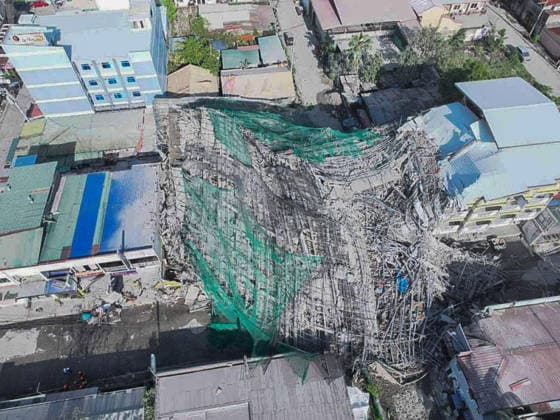 Building collapsed in Philippines, trapping multiple people, killing at least one ANGELES, PAMPANGA PROVINCE, PHILIPPINES - MAY 24: (----EDITORIAL USE ONLY - MANDATORY CREDIT - BUREAU OF FIRE PROTECTION (BFP) HANDOUT - NO MARKETING NO ADVERTISING CAMPAIGNS - DISTRIBUTED AS A SERVICE TO CLIENTS----) A general view of the rubble of a building after it collapsed, in Angeles, Pampanga Province, Philippines, on May 24, 2026. One Malaysian national has been found dead, at least 24 were rescued alive and at least 21 are still missing, after the nine-storey building that was under construction collapsed, according to the local authorities. Search and rescue efforts are still underway. Bureau of Fire Protection Handout Anadolu Angeles Philip  Copyright: x2026xAnadoluxBureauxofxFirexProtectionx xHandoutx