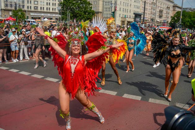 Karneval der Kulturen 2026, Event, Strassenfest, , Multikulti, Berlin-Kreuzberg, Karneval der Kulturen 2026, Event, Strassenfest , Multikulti, Berlin-Kreuzberg, 30 Jahre Karneval der Kulturen, Samba, Start Nr. 1 Sapucaiu no Samba *** Carnival of Cultures 2026, event, street party, , multicultural, Berlin Kreuzberg, Carnival of Cultures 2026, event, street party, multicultural, Berlin Kreuzberg, 30 years Carnival of Cultures, Samba, Start Nr 1 Sapucaiu no Samba