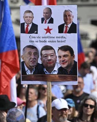 Millions Moments association organises march in Prague to Government Office in support of public Czech Television and Czech Radio. The march starts at Old Town Square, Prague, Czech Republic, on May 24, 2026. (CTKxPhoto MichalxKrumphanzl) CTKPhotoP2026052404592  CTKPhotoP2026052404592