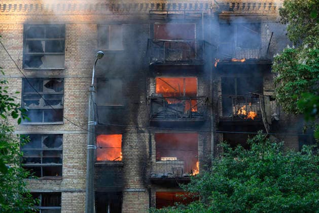 One Of The Largest Combined Missile And Drone Attacks On The Ukrainian Capital Overnight The aftermath of missile strikes in Kyiv, Ukraine, following one of the largest combined missile and drone operations on the Ukrainian capital overnight on May 24, 2026. Kyiv is the main target of the operation. A total of 604 aerial targets are intercepted, including 55 missiles and 549 drones. At least two people are killed and 77 injured, including children. Kyiv Ukraine  Copyright: xMaxymxMarusenkox originalFilename: musiienko-notitle260524_npIGa.jpg