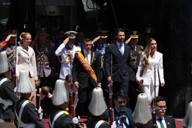 REPORT TO THE NATION ALFOMBRA ROJA May 24, 2026 Entry of authorities, Assembly members and President Daniel Noboa to the plenary of the Assembly to give the report to the Nation QUITO PICHINCHA ECUADOR POL INFORMEALANACIONALFOMBRAROJA ee5d3c5c5c9730cd64fd9a24ac758633b5 Copyright: xHENRYxLAPOx