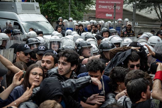 May 24, 2026, Istanbul, Istanbul, Turkey: Students, labor unions and civil society groups clashed with riot police on the third day after Istanbul Bilgi University was allegedly shut down by presidential decree signed by Turkish President Recep Tayyip Erdogan in Istanbul, Turkey, on May 22, 2026. Students occupying university buildings in protest against the closure decision were forcibly removed from the campus by police. Riot police used pepper spray during the intervention as violent scuffles erupted around the university. Demonstrators continued to protest in defense of academic freedom and university autonomy amid a heavy police presence. Istanbul Turkey  - ZUMAt171 20260524_zip_t171_040 Copyright: xAbdullahxTepelix