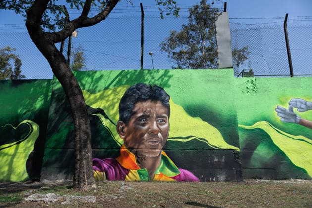 May 24, 2026, Mexico City, Mexico: The mural Futbol, recognized as the Guinness World Record largest hand painted brush football mural, was inaugurated in the Martin Carrera neighborhood of Mexico City. Created by Mexican artists, the artwork connects the Mesoamerican ballgame with contemporary football ahead of the 2026 FIFA World Cup. Former soccer players CUAUHTEMOC BLANCO, FRANCISCO KIKIN FONSECA, GERMAN VILLA and ANGEL REYNA attended the event, along with authorities from the Gustavo A. Madero borough and representatives of the Libertad Creativa Intercultural y Objetiva Foundation and the Elena Poniatowska Amor Foundation Mexico City Mexico  - ZUMAl178 20260524_znp_l178_003 Copyright: xCristianxLeyvax