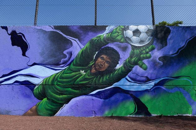 May 24, 2026, Mexico City, Mexico: The mural Futbol, recognized as the Guinness World Record largest hand painted brush football mural, was inaugurated in the Martin Carrera neighborhood of Mexico City. Created by Mexican artists, the artwork connects the Mesoamerican ballgame with contemporary football ahead of the 2026 FIFA World Cup. Former soccer players CUAUHTEMOC BLANCO, FRANCISCO KIKIN FONSECA, GERMAN VILLA and ANGEL REYNA attended the event, along with authorities from the Gustavo A. Madero borough and representatives of the Libertad Creativa Intercultural y Objetiva Foundation and the Elena Poniatowska Amor Foundation Mexico City Mexico - ZUMAl178 20260524_znp_l178_024 Copyright: xCristianxLeyvax