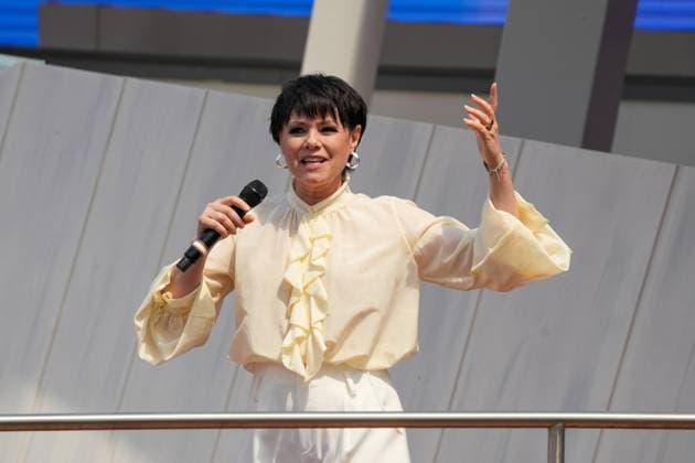 ZDF-Fernsehgarten 2026. Francine Jordi im ZDF Fernsehgarten - Koch-Battle am 24.05.2026 in Mainz. Mainz ZDF Fernsehgarten Rheinland-Pfalz *** ZDF Fernsehgarten 2026 Francine Jordi in the ZDF Fernsehgarten Koch Battle on 24 05 2026 in Mainz Mainz ZDF Fernsehgarten Rheinland Pfalz