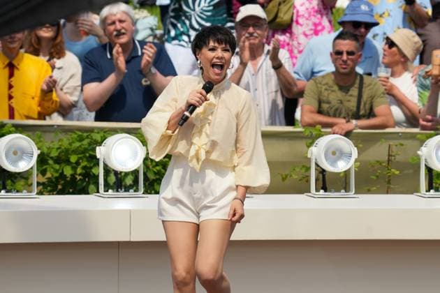 ZDF-Fernsehgarten 2026. Francine Jordi im ZDF Fernsehgarten - Koch-Battle am 24.05.2026 in Mainz. Mainz ZDF Fernsehgarten Rheinland-Pfalz *** ZDF Fernsehgarten 2026 Francine Jordi in the ZDF Fernsehgarten Koch Battle on 24 05 2026 in Mainz Mainz ZDF Fernsehgarten Rheinland Pfalz
