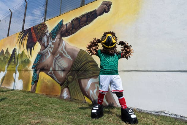 May 24, 2026, Mexico City, Mexico: The mural Futbol, recognized as the Guinness World Record largest hand painted brush football mural, was inaugurated in the Martin Carrera neighborhood of Mexico City. Created by Mexican artists, the artwork connects the Mesoamerican ballgame with contemporary football ahead of the 2026 FIFA World Cup. Former soccer players CUAUHTEMOC BLANCO, FRANCISCO KIKIN FONSECA, GERMAN VILLA and ANGEL REYNA attended the event, along with authorities from the Gustavo A. Madero borough and representatives of the Libertad Creativa Intercultural y Objetiva Foundation and the Elena Poniatowska Amor Foundation Mexico City Mexico - ZUMAl178 20260524_znp_l178_032 Copyright: xCristianxLeyvax