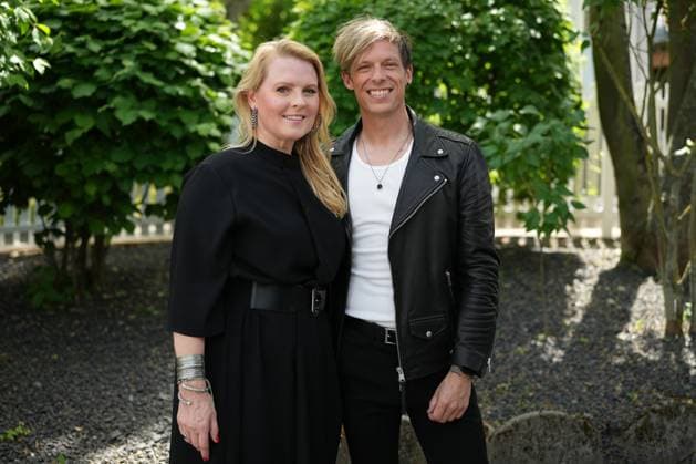 ZDF-Fernsehgarten 2026. Dark Tenor und Patricia Kelly im ZDF Fernsehgarten Koch Battle am 24.05.2026 in Mainz. Mainz ZDF Fernsehgarten Rheinland-Pfalz *** ZDF Fernsehgarten 2026 Dark Tenor and Patricia Kelly in the ZDF Fernsehgarten Koch Battle on 24 05 2026 in Mainz Mainz ZDF Fernsehgarten Rheinland Pfalz