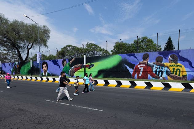 May 24, 2026, Mexico City, Mexico: The mural Futbol, recognized as the Guinness World Record largest hand painted brush football mural, was inaugurated in the Martin Carrera neighborhood of Mexico City. Created by Mexican artists, the artwork connects the Mesoamerican ballgame with contemporary football ahead of the 2026 FIFA World Cup. Former soccer players CUAUHTEMOC BLANCO, FRANCISCO KIKIN FONSECA, GERMAN VILLA and ANGEL REYNA attended the event, along with authorities from the Gustavo A. Madero borough and representatives of the Libertad Creativa Intercultural y Objetiva Foundation and the Elena Poniatowska Amor Foundation Mexico City Mexico - ZUMAl178 20260524_znp_l178_037 Copyright: xCristianxLeyvax