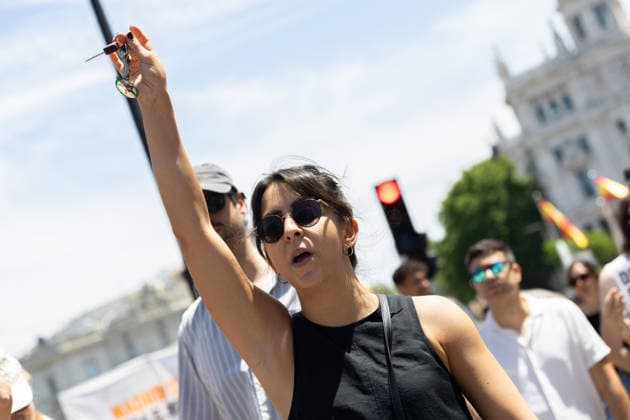 May 24, 2026, Madrid, Madrid, SPAIN: Thousands of citizens demonstrated in Madrid to demand measures against real estate speculation in Spain...The housing crisis has inflated the prices of homes for sale by nearly 120% in the last 10 years, while rents are rising by an average of 10% annually. Madrid SPAIN  - ZUMAl221 20260524_zip_l221_043 Copyright: xIgnacioxLopezxIsasmendix