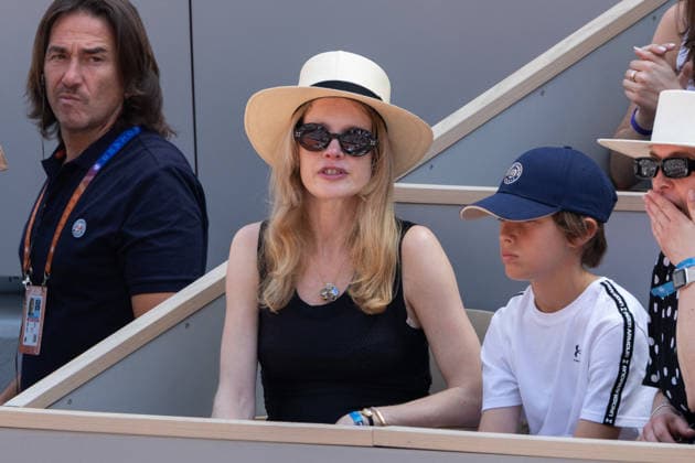 2026 French Open - Celebrities In Stand Day 1 NB Natalia Vodianova in stand during the 2026 French Open at Roland Garros on May 24, 2026 in Paris, France. Photo by Nasser Berzane ABACAPRESS.COM  Copyright: xBerzanexNasser ABACAx