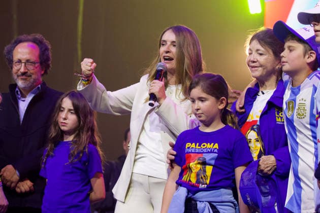 May 24, 2026, Bogota, Cundinamarca, COLOMBIA: Flanked by family, center-right senator and presidential candidate PALOMA VALENCIA addresses a crowd of supporters during her final campaign rally ahead of the May 31 first-round election. Standing on a platform of strict public security and private sector investment, the Centro DemocroÂ¡tico candidate is making her final push to secure a spot in the projected June runoff. Bogota COLOMBIA  - ZUMAd225 20260524_znp_d225_001 Copyright: xZoraidaxDiazx
