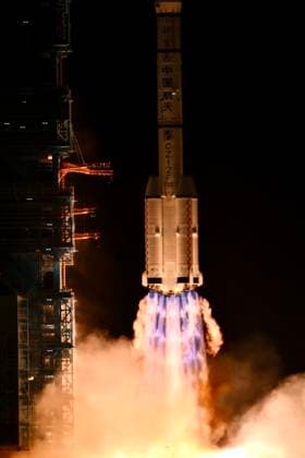 JIUQUAN, CHINA - MAY 24: A Long March-2F rocket carrying the Shenzhou-23 spacecraft with three Chinese astronauts on board blasts off from the Jiuquan Satellite Launch Center on May 24, 2026 in Jiuquan, Gansu Province of China. About 10 minutes later, the spacecraft successfully separated from the rocket and entered its designated orbit.  Copyright: xVCGx 111643862412