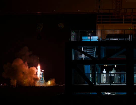 JIUQUAN, CHINA - MAY 24: A Long March-2F rocket carrying the Shenzhou-23 spacecraft with three Chinese astronauts on board blasts off from the Jiuquan Satellite Launch Center on May 24, 2026 in Jiuquan, Gansu Province of China. About 10 minutes later, the spacecraft successfully separated from the rocket and entered its designated orbit.  Copyright: xVCGx 111643872281