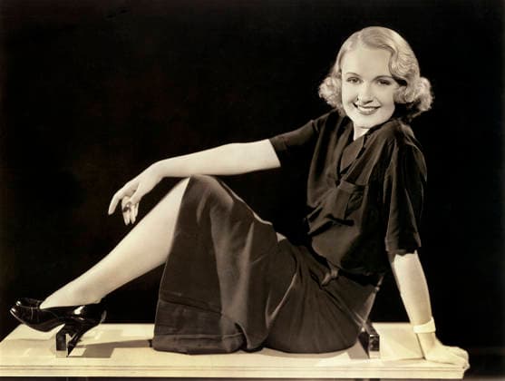 Jean Dale, later known as Virginia Dale, Full-Length Portrait for the Film, Missing Witnesses , Warner Bros., 1937  Copyright: xABxArchivesx jtv012617
