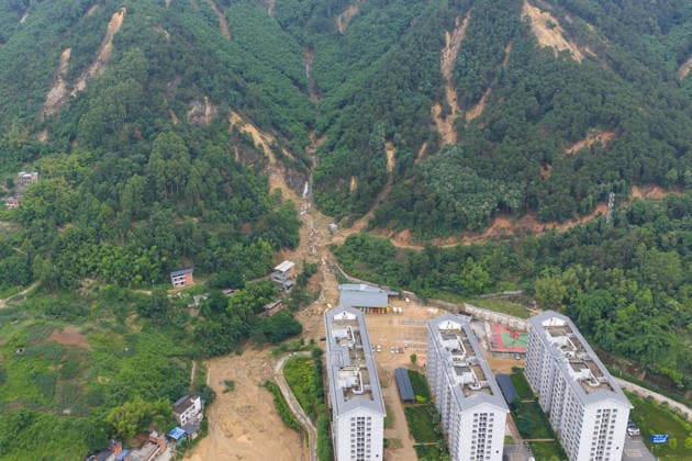 CHONGQING, CHINA - MAY 24: Multiple landslides occur after extreme rainfalls trigger flash floods and geological disasters on May 24, 2026 in Yongchuan District, Chongqing City, China. Devastating rainstorms struck parts of Southwest China s Chongqing over the weekend, resulting in multiple casualties and missing people in the municipality s Yongchuan and Beibei districts. Rescue efforts are ongoing. As of 2:30 pm on May 24, local authorities reported three deaths and 17 people missing in Yongchuan, with another two people missing in Beibei.  Copyright: xChinaxNewsxServicex 111643812914