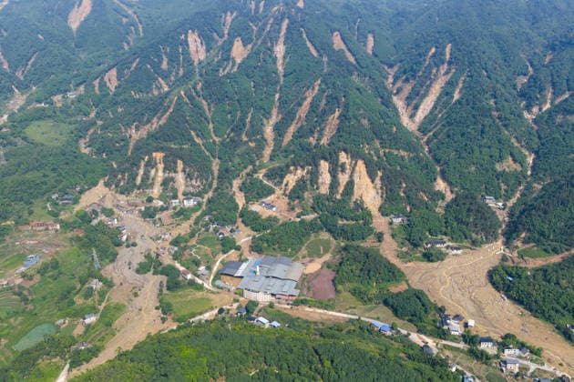 CHONGQING, CHINA - MAY 24: Aerial view of Anxi Village after extreme rainfalls trigger flash floods and geological disasters on May 24, 2026 in Yongchuan District, Chongqing City, China. Devastating rainstorms struck parts of Southwest China s Chongqing over the weekend, resulting in multiple casualties and missing people in the municipality s Yongchuan and Beibei districts. Rescue efforts are ongoing. As of 2:30 pm on May 24, local authorities reported three deaths and 17 people missing in Yongchuan, with another two people missing in Beibei.  Copyright: xChinaxNewsxServicex 111643846472