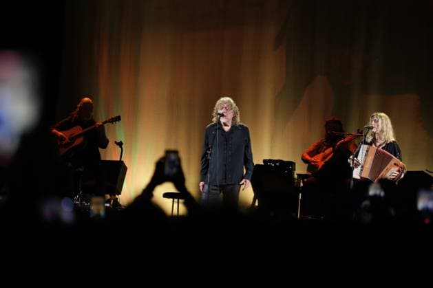 RECORD DATE NOT STATED Robert Plant performs with Saving Grace and Suzi Dian at C6 Fest 2026. Sao Paulo (SP), 05 24 2026 Music C6 Fest British singer Robert Plant performed alongside the Saving Grace project and singer Suzi Dian during the C6 Fest 2026, held this Sunday (May 24, 2026) at Ibirapuera Park in Sao Paulo. The show featured folk, blues, and classic reinterpretations from the artist s repertoire.(Foto: Fabricio Bomjardim Thenews2 imago images) Robert Plant performs with Saving Grace and Suzi Dian at C6 Fest 2026.  Copyright: xFabricioxBomjardimx