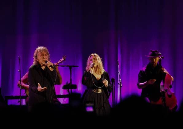 RECORD DATE NOT STATED Robert Plant performs with Saving Grace and Suzi Dian at C6 Fest 2026. Sao Paulo (SP), 05 24 2026 Music C6 Fest British singer Robert Plant performed alongside the Saving Grace project and singer Suzi Dian during the C6 Fest 2026, held this Sunday (May 24, 2026) at Ibirapuera Park in Sao Paulo. The show featured folk, blues, and classic reinterpretations from the artist s repertoire.(Foto: Leco Viana Thenews2 imago images) Robert Plant performs with Saving Grace and Suzi Dian at C6 Fest 2026.  Copyright: xLecoxVianax