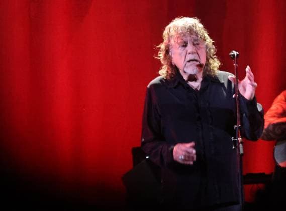 RECORD DATE NOT STATED Robert Plant performs with Saving Grace and Suzi Dian at C6 Fest 2026. Sao Paulo (SP), 05 24 2026 Music C6 Fest British singer Robert Plant performed alongside the Saving Grace project and singer Suzi Dian during the C6 Fest 2026, held this Sunday (May 24, 2026) at Ibirapuera Park in Sao Paulo. The show featured folk, blues, and classic reinterpretations from the artist s repertoire.(Foto: Leco Viana Thenews2 imago images) Robert Plant performs with Saving Grace and Suzi Dian at C6 Fest 2026.  Copyright: xLecoxVianax