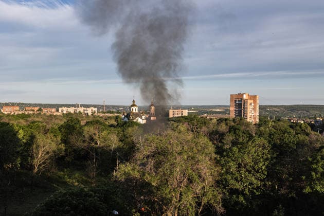 Aftermath of Russian strike in Kramatorsk KRAMATORSK, UKRAINE - MAY 25: The aftermath of a Russian air strike using KAB bombs in Kramatorsk, Ukraine, 25 May 2026 Diego Herrera Carcedo Anadolu Kramatorsk Ukraine. Editorial use only. Please get in touch for any other usage.  Copyright: x2026xAnadoluxDiegoxHerreraxCarcedox