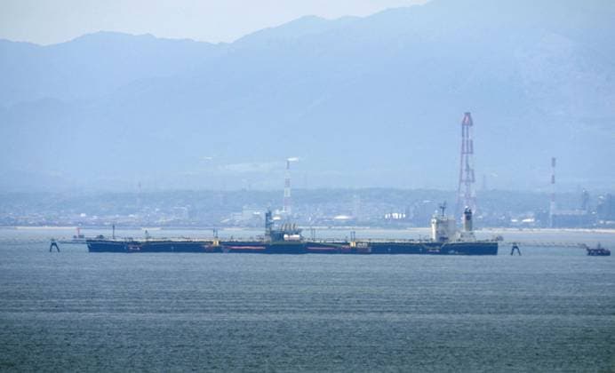 1st oil tanker to arrive in Japan passing Hormuz since Iran war Photo taken from Tokoname, Aichi Prefecture, central Japan, on May 25, 2026, shows the Idemitsu Maru, an oil tanker operated by a unit of major Japanese petroleum company Idemitsu Kosan Co., following its arrival earlier in the day after transiting the Strait of Hormuz in late April. It is the first oil tanker to arrive in Japan having passed through the strait since the Iran war erupted and left traffic through the vital energy route heavily restricted.  A14AA0005611069P