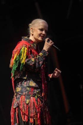 Garbage at Bearded Theory Festival at Catton Hall in Walton upon Trent, UK on 24 May 2026 Shirley Manson at Garbage at Bearded Theory Festival at Catton Hall in Walton upon Trent, UK on 24 May 2026, Credit:Stephen Keable Avalon UK, Derbyshire, Walton upon Trent, Catton Hall  Copyright: xStephenxKeablex xAvalonx 1105178998